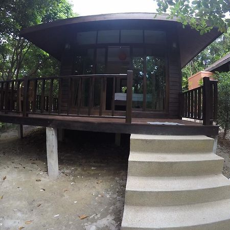 Lipe Sunset Beach Resort Ngoại thất bức ảnh