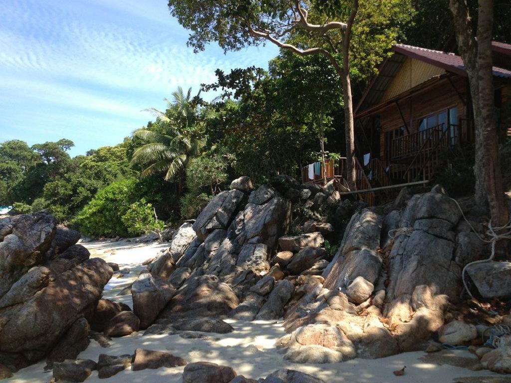 Lipe Sunset Beach Resort Ngoại thất bức ảnh